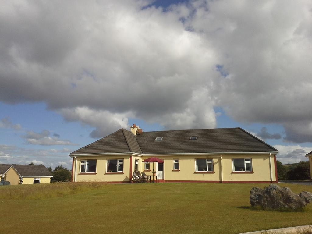 Tullaleagan Guesthouse Oughterard Esterno foto